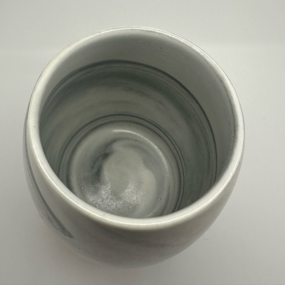 Ceramic Marbled Mug – Modern Minimalist Design - Picture 5 of 6